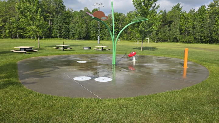 SAINT-EDMOND-DE-GRANTHAM EST PRÊT POUR LA CHALEUR!