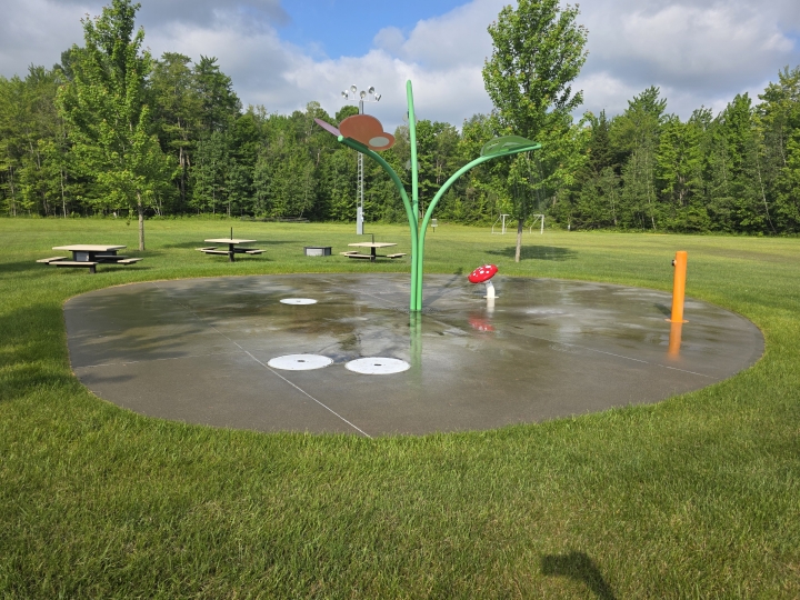 SAINT-EDMOND-DE-GRANTHAM EST PRÊT POUR LA CHALEUR!