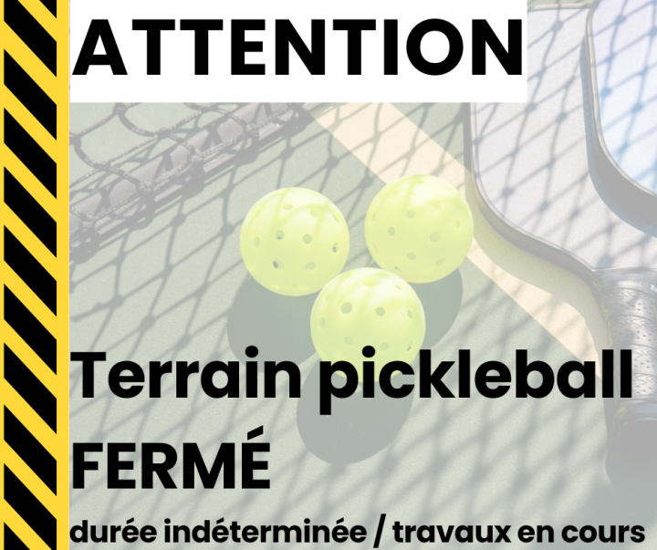 FERMÉ